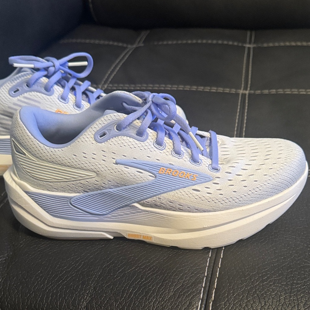 Brooks Women's Athletic Shoes - Ghost Max 3 /